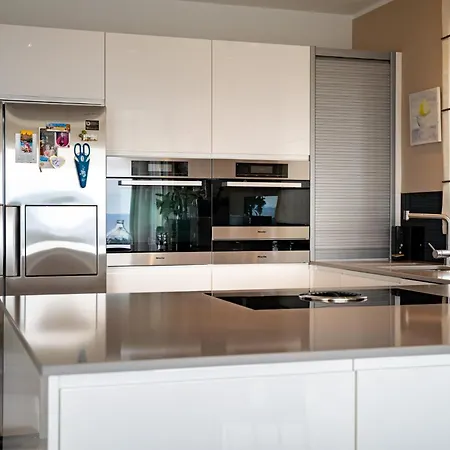 5 Star Luxury With Seaview, Private Pool & Grill House - Ocean Rab Palit