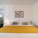 דירה 5 Star Luxury 320m2 With Seaview, Private Pool & Grill House - Ocean Rab *