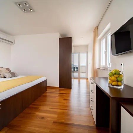 5 Star Luxury 320m2 With Seaview, Private Pool & Grill House - Ocean Rab * Palit