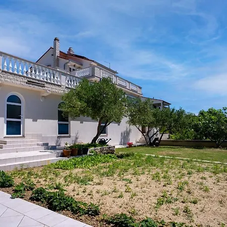Apartman 5 Star Luxury 320m2 With Seaview, Private Pool & Grill House - Ocean Rab