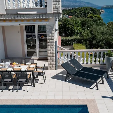 5 Star Luxury 320m2 With Seaview, Private Pool & Grill House - Ocean Rab * Palit