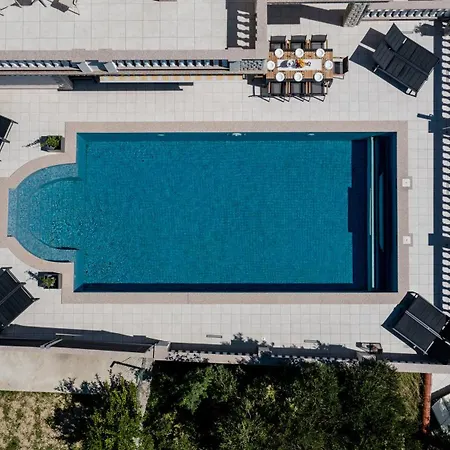 דירה 5 Star Luxury With Seaview, Private Pool & Grill House - Ocean Rab