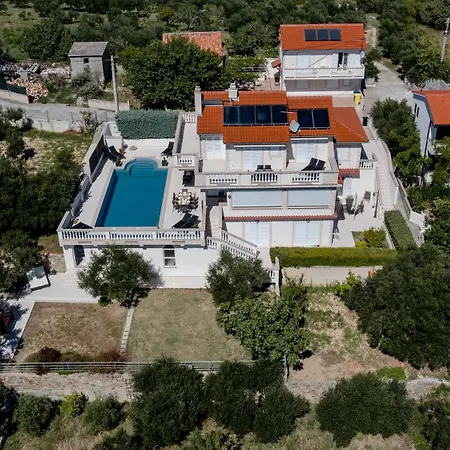 5 Star Luxury 320m2 With Seaview, Private Pool & Grill House - Ocean Rab * Palit